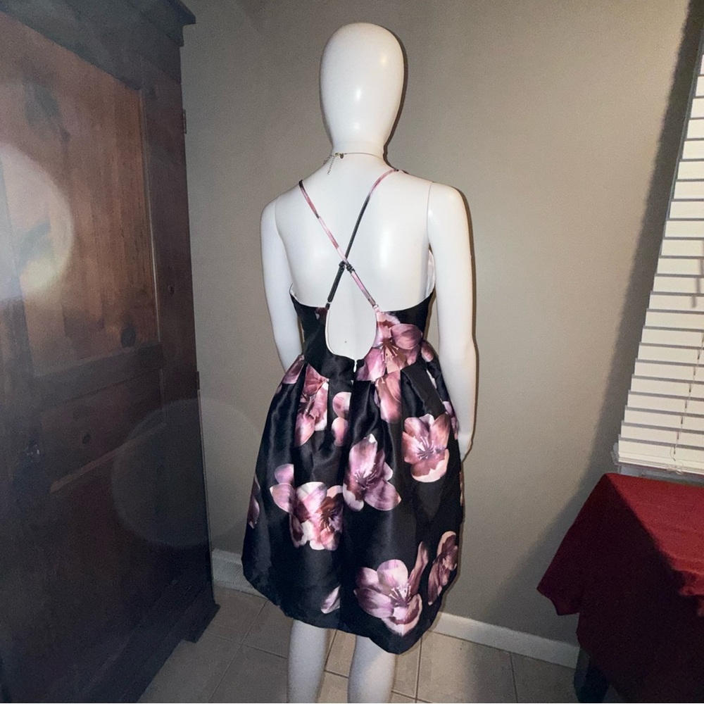 Floral Mini Dress - Picture 2 of 6
